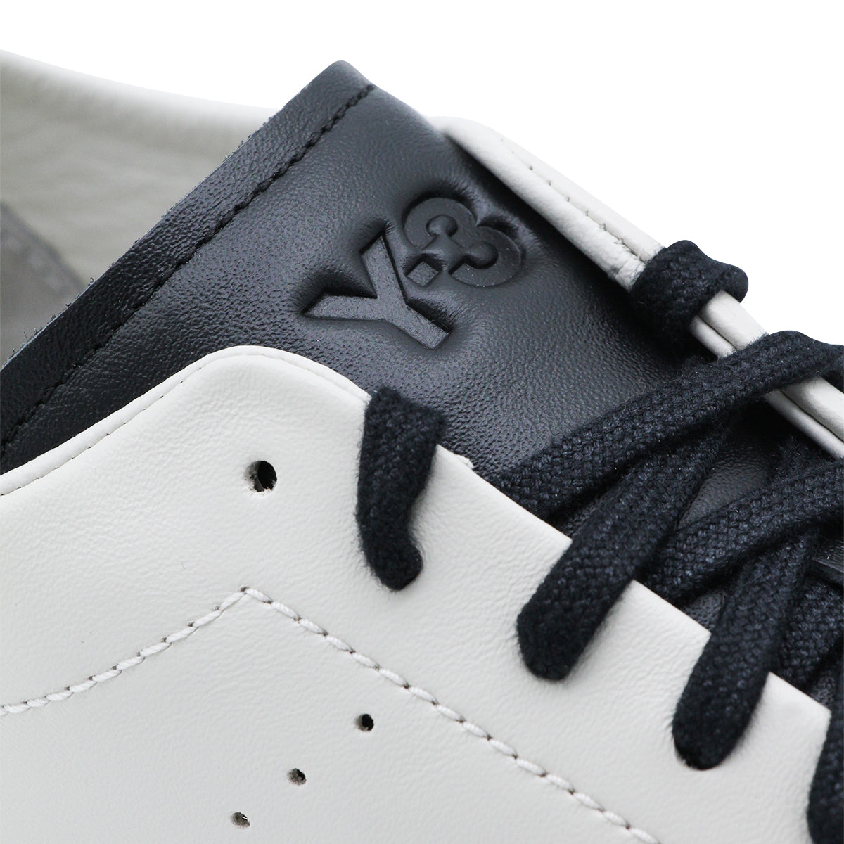 BEIGE LEATHER SNEAKERS