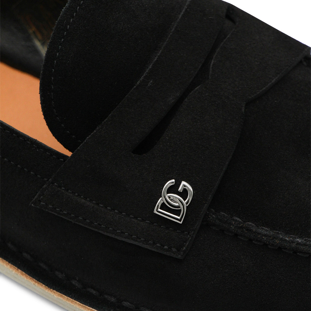 BLACK LEATHER LOAFERS