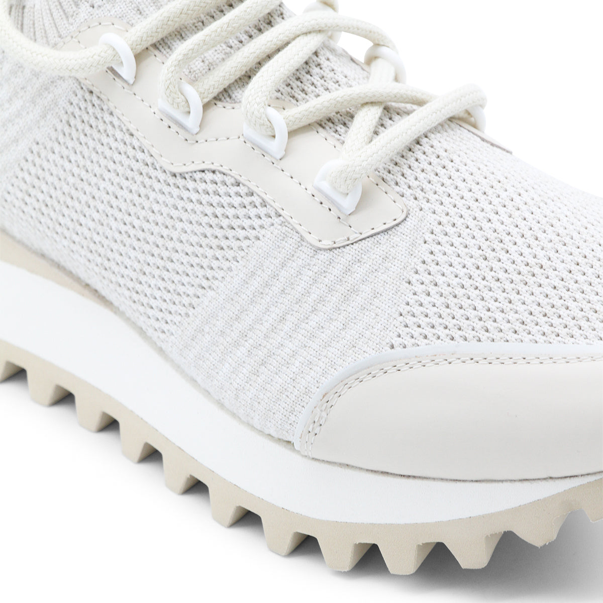 SAND SNEAKERS