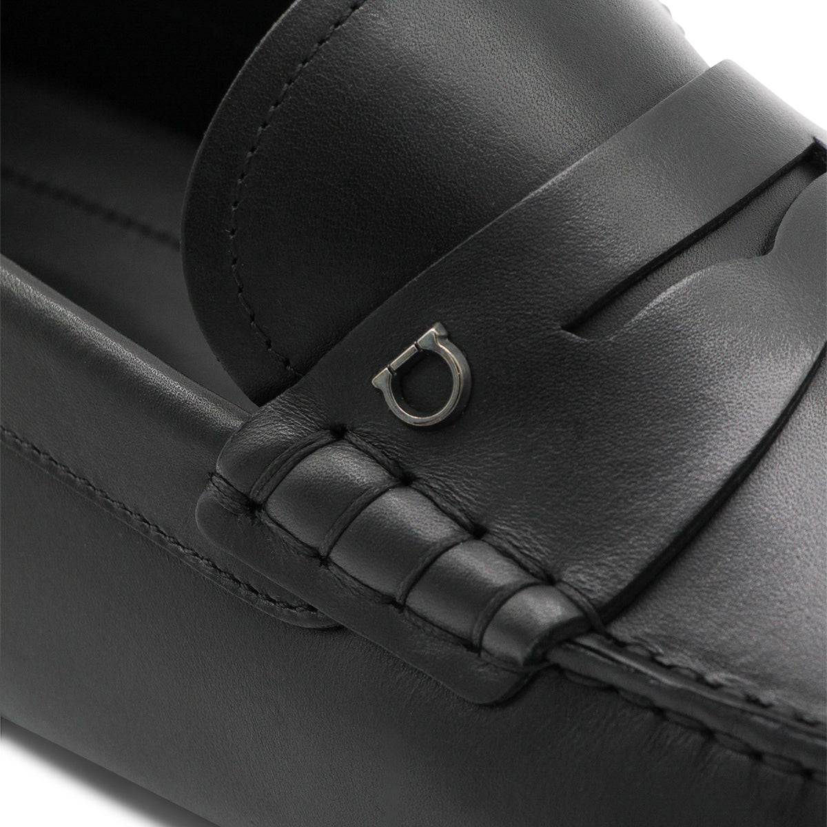 BLACK LEATHER TIMOTHY LOAFERS