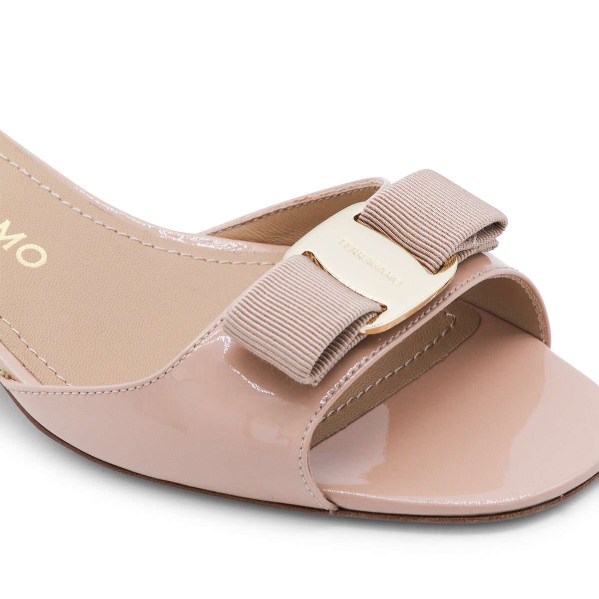 NUDE LEATHER SANDALS