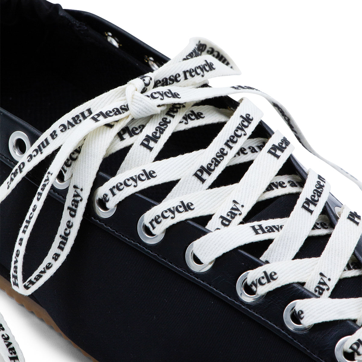 BLACK SPORTY FLATS