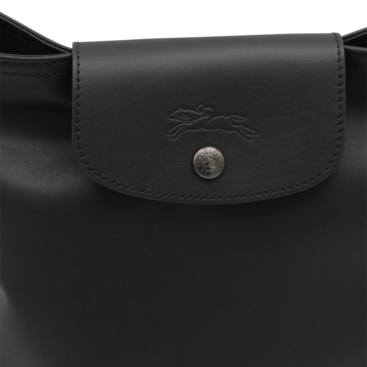 BLACK CROSSBODY BUCKET