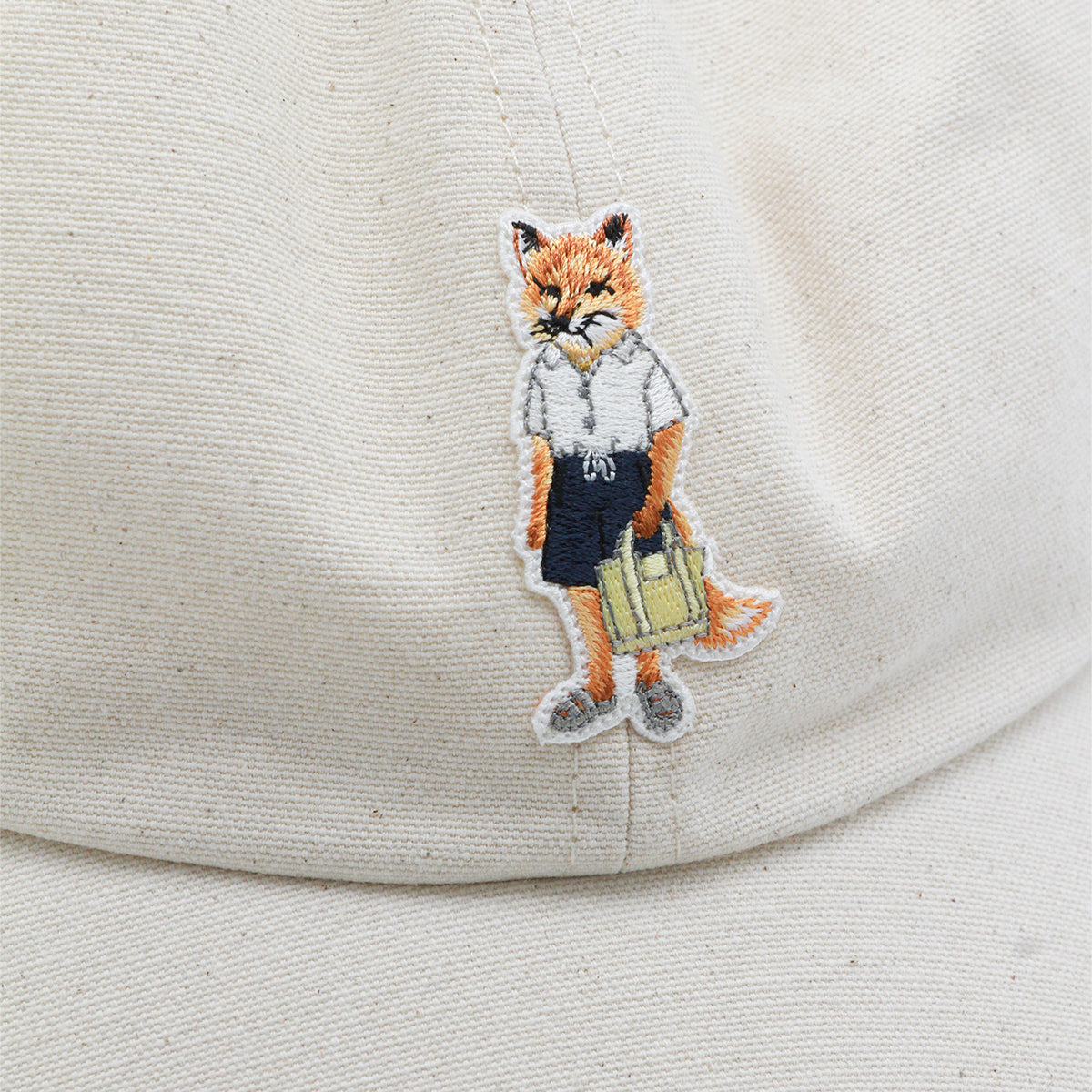 WHITE COTTON HAT