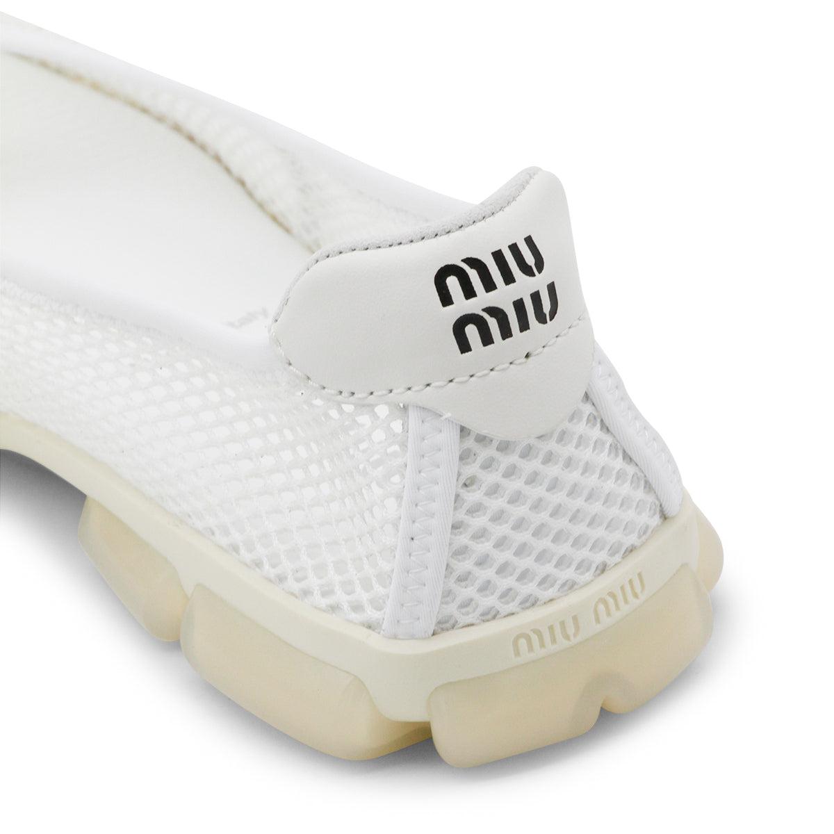 WHITE MESH FLATS