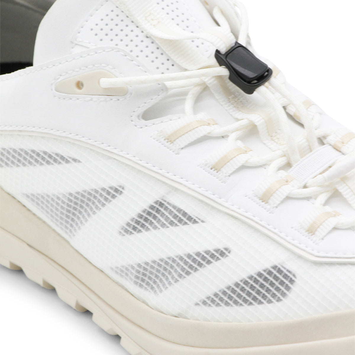 WHITE TRAILGRIP LP SNEAKERS