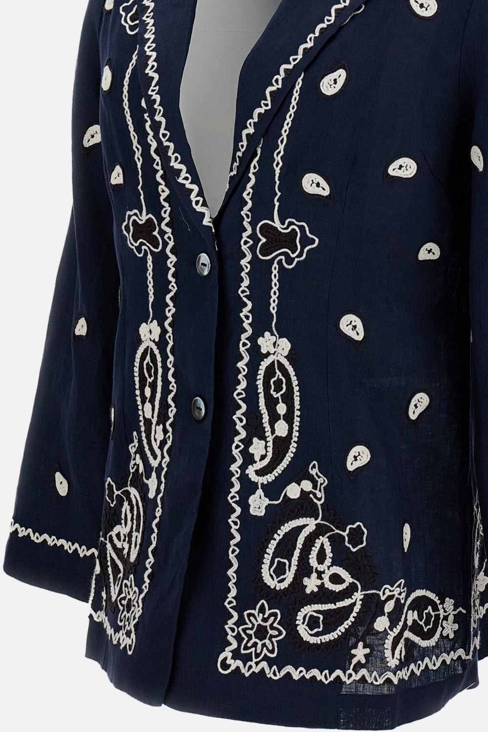 EMBROIDERED JACKET