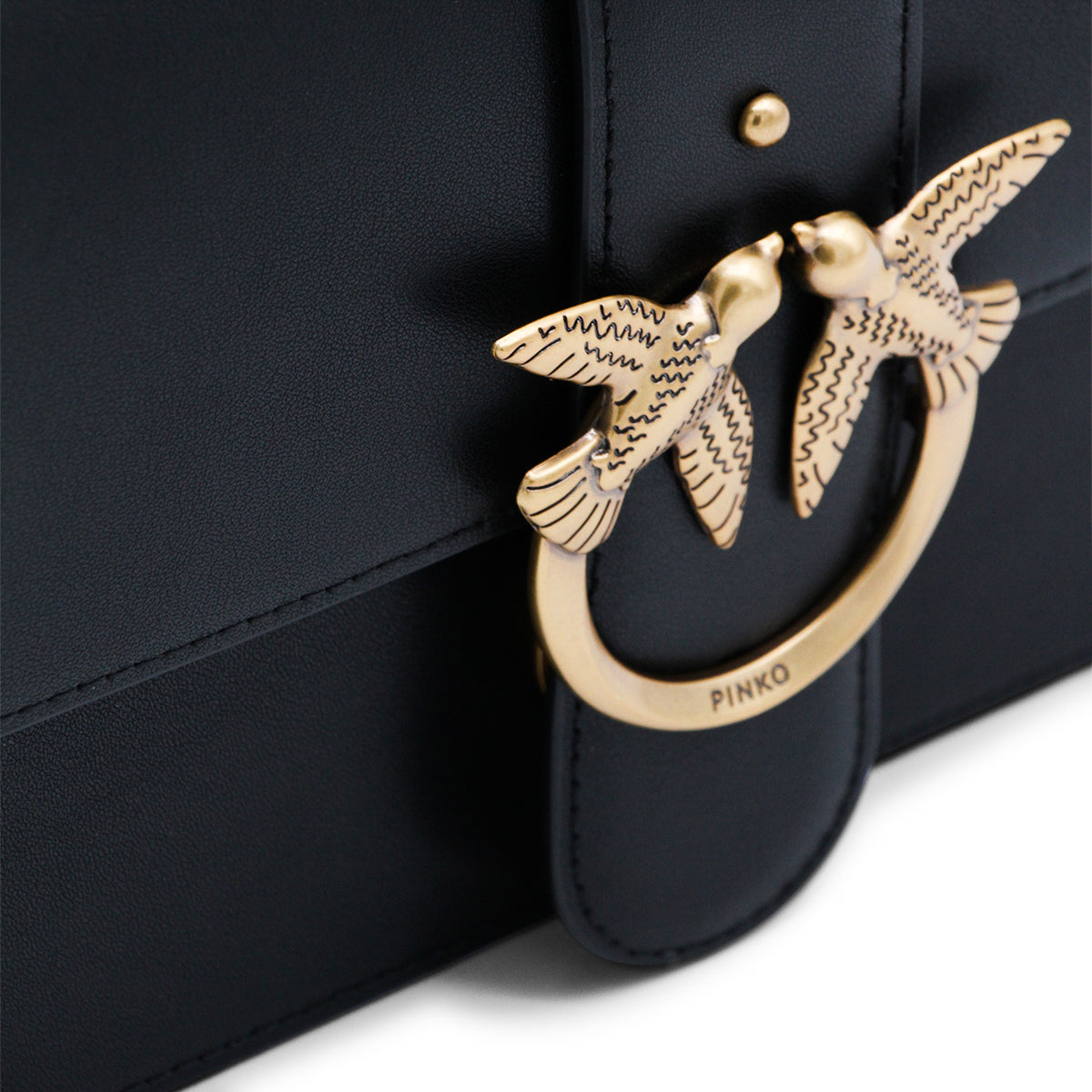 BLACK LEATHER LOVE ONE CLASSIC SHOULDER BAG