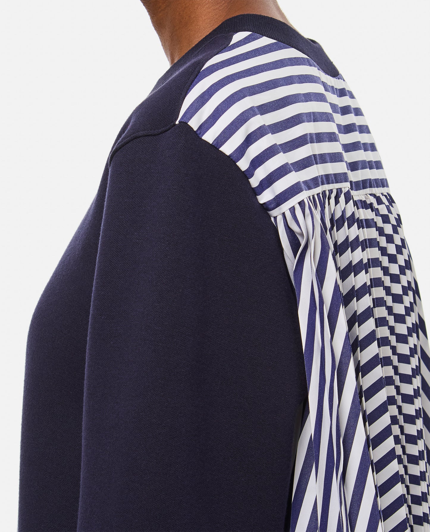SWEATSHIRT WITH PLEATED FABRIC BACK