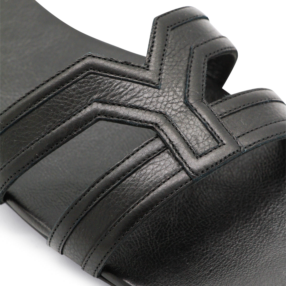 BLACK LEATHER FLATS