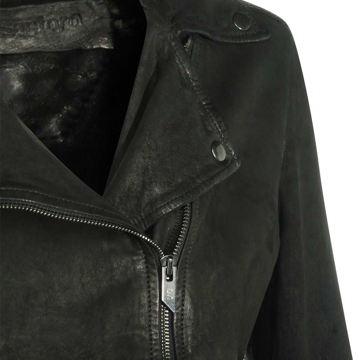 BLACK LEATHER JACKET