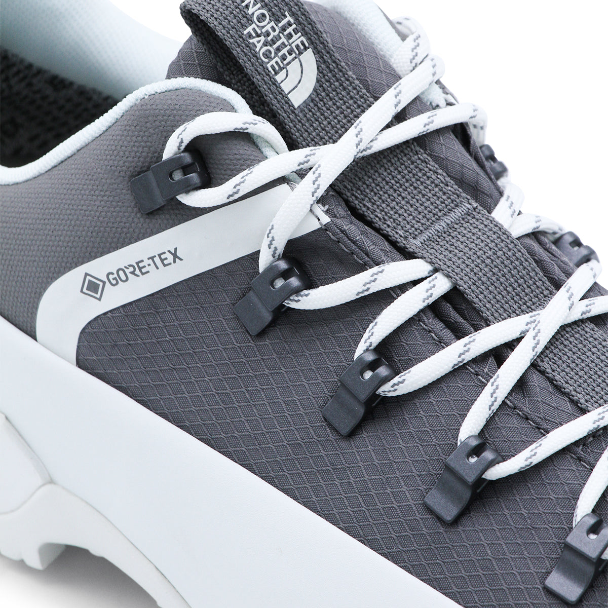 SMOKED PEARL AND WHITE LEATHER GLENCLYFFE LOW SNEAKERS