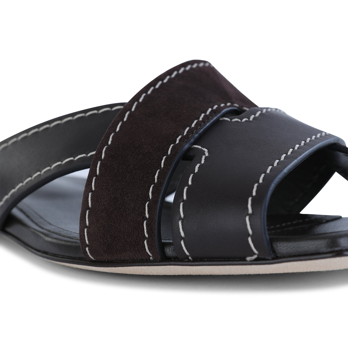 BLACK FLAT