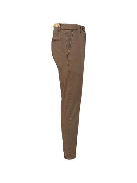 Pantaloni chino