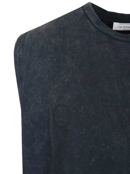 T-shirt senza maniche