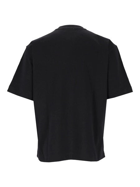 T-shirt stroke 2 arrow