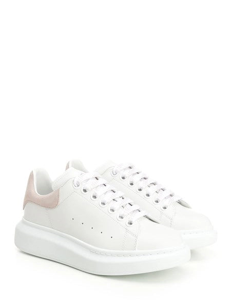 Sneaker "Oversize"