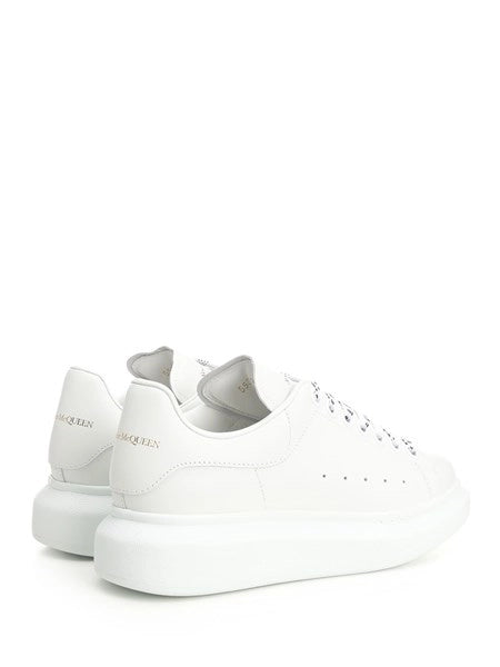Sneaker "Oversize"