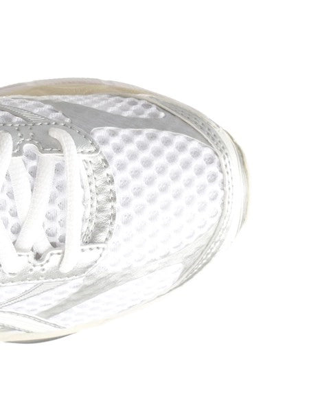 Sneakers "Gel-Cumulus 16"