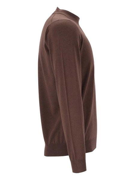 Maglia in lana vergine 140s