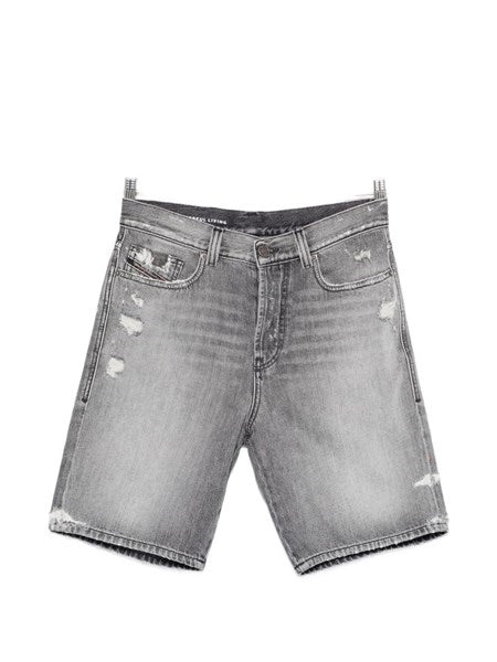 Shorts in denim