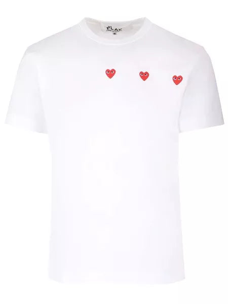 T-shirt con cuori rossi