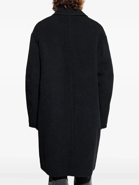 Cappotto con bottoni