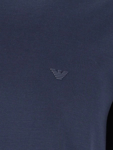 T-shirt Travel Essential