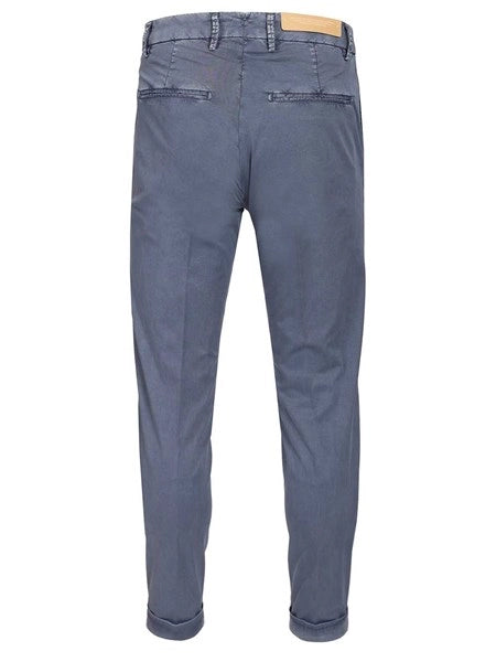 Pantaloni chino