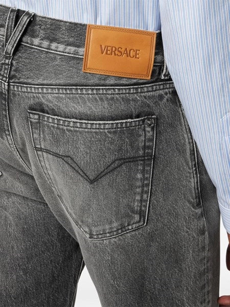 Jeans loose