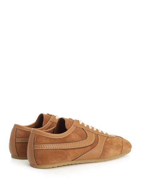 Sneakers in suede