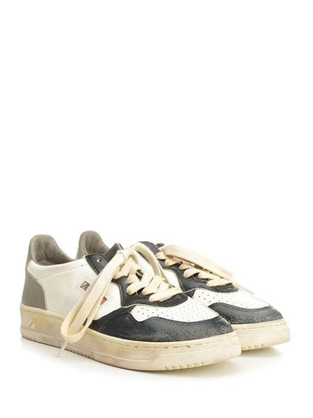 Sneaker "Medalist Low Super Vintage"