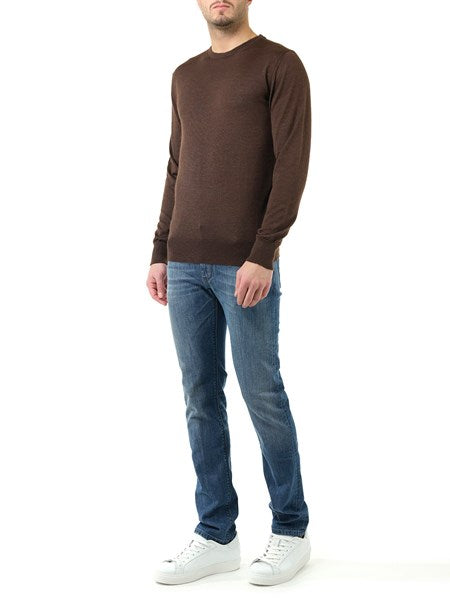 Maglia girocollo marrone