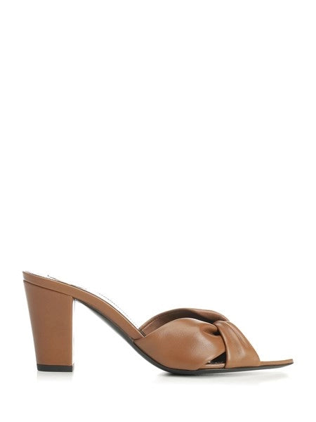 Mule in pelle