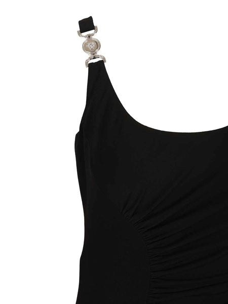 Abito midi senza maniche drappeggiato
