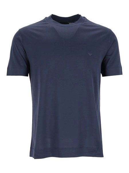 T-shirt Travel Essential
