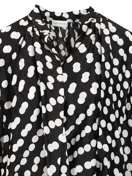 Camicetta drappeggiata in raso jacquard a pois