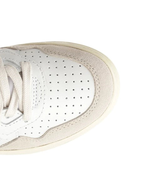 Sneaker "Medalist Low"
