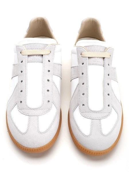Sneakers "Replica"