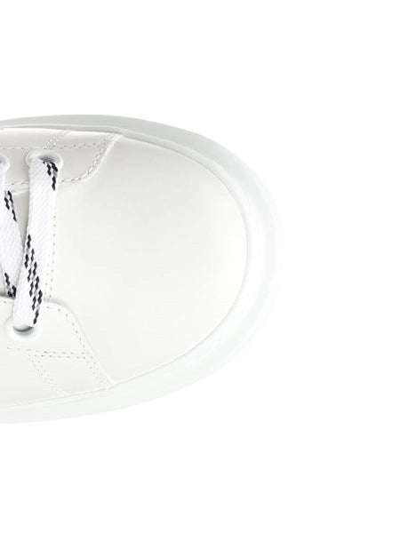 Sneaker "Oversize"