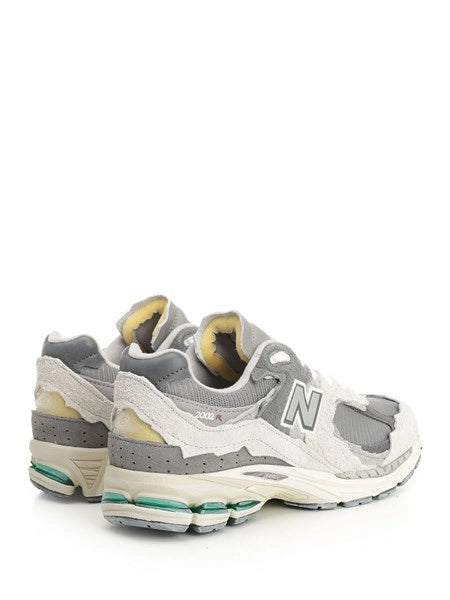 Sneaker "2002R"