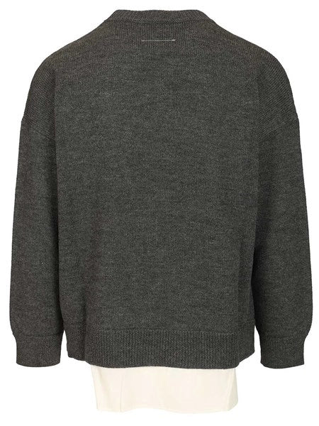 Maglione due in uno in stile college