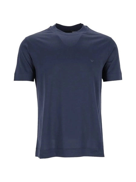 T-shirt Travel Essential