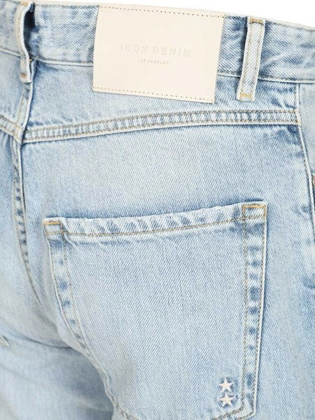 baggy jeans Kanye