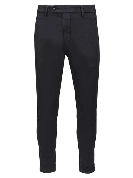 Pantaloni chino