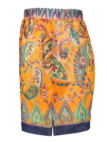 Shorts a vita alta