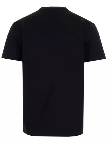 T-shirt con cuori rossi