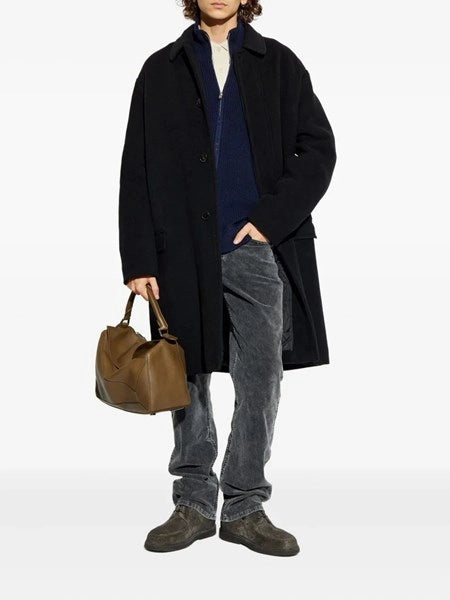 Cappotto con bottoni