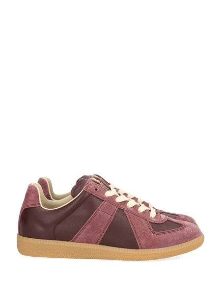 Sneakers "Replica"