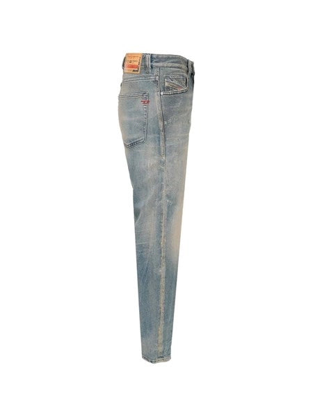 regular jeans 2024